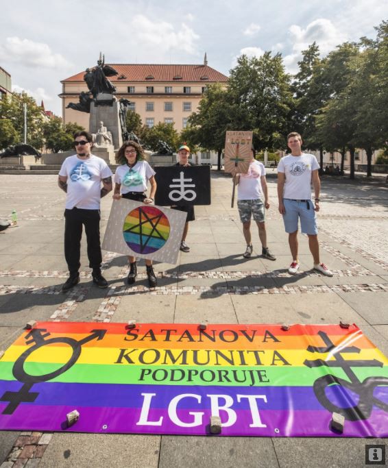 satanova-komunita-lgbt.jpg